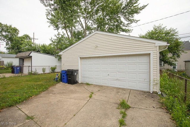 12208 Kensington Ave, Cleveland, OH 44111 - photo 24