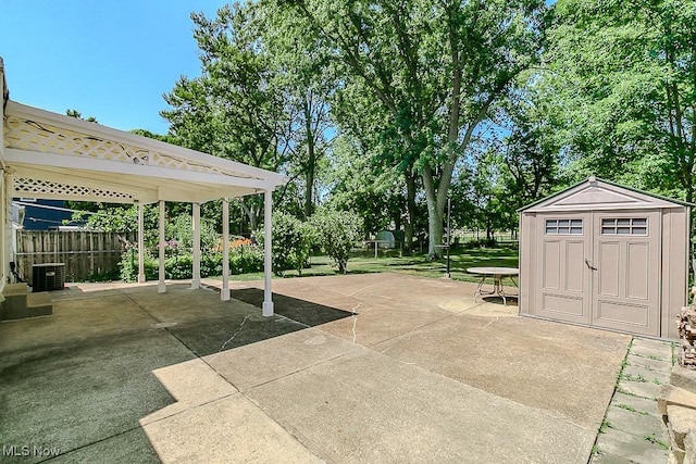 5223 Edenhurst Rd, Lyndhurst, OH 44124 - photo 44
