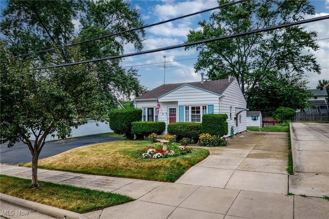 17 Youtz Ave, Akron, OH 44301 - photo 2