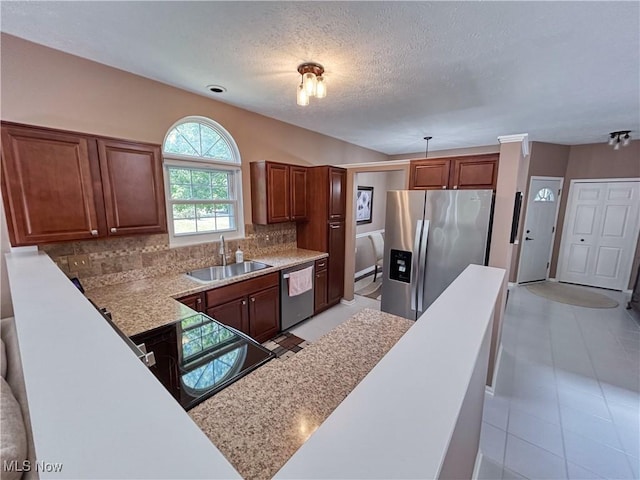 23435 Wainwright Ter, Olmsted Falls, OH 44138 - photo 4