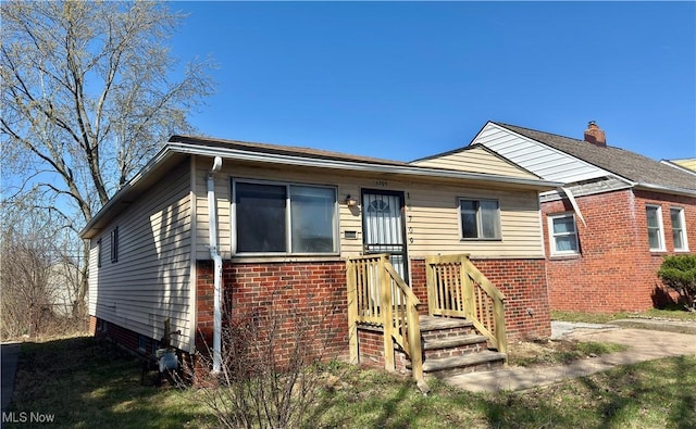 16709 Palda Dr, Cleveland, OH 44128 - photo 1