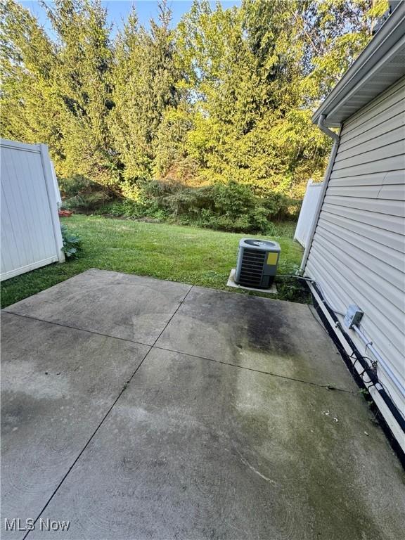 6387 Forest Park Dr, North Ridgeville, OH 44039 - photo 29