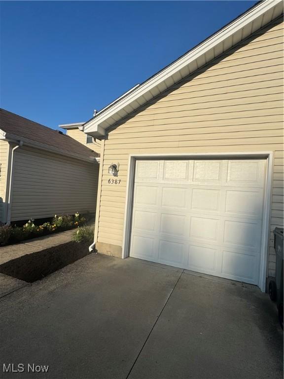 6387 Forest Park Dr, North Ridgeville, OH 44039 - photo 3