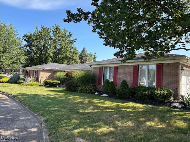 403 Hillcrest Dr NE, New Philadelphia, OH 44663 - photo 4