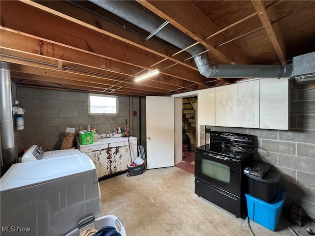 306 Maple St SW, Sugarcreek, OH 44681 - photo 42