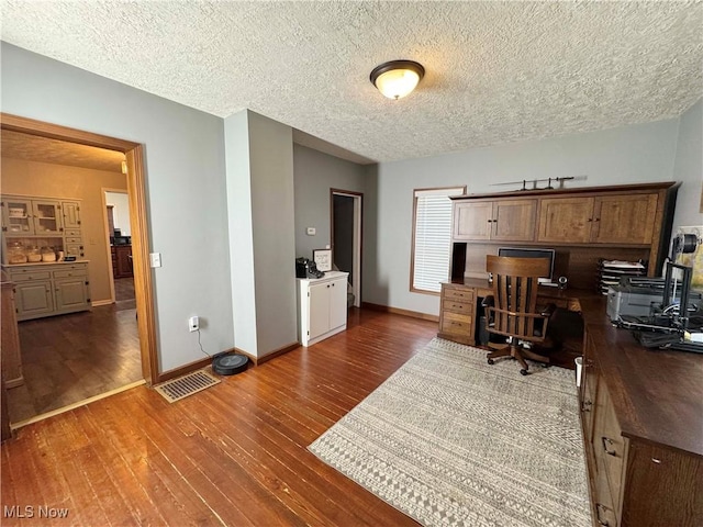 306 Maple St SW, Sugarcreek, OH 44681 - photo 8