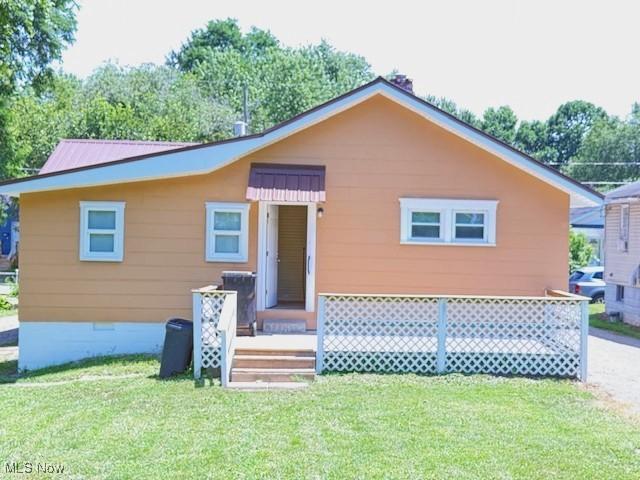 627 Schaum Ave, Zanesville, OH 43701 - photo 4