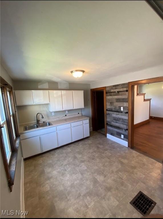 116 S Oak St, West Lafayette, OH 43845 - photo 4