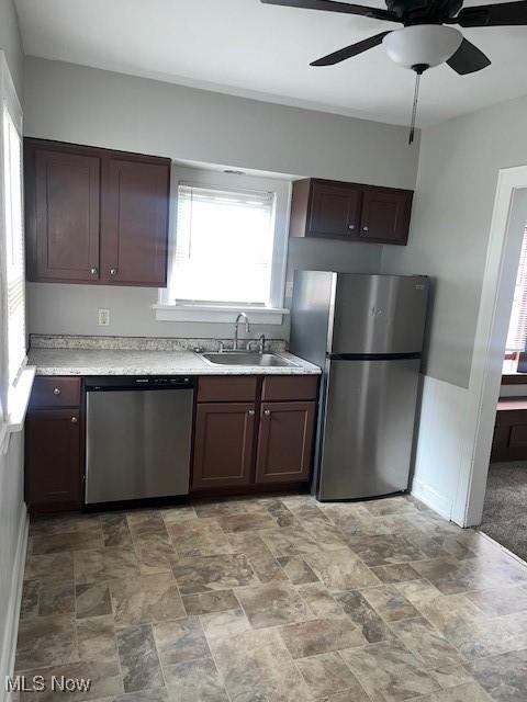 12332 Crest Ave, Garfield Heights, OH 44125 - photo 6