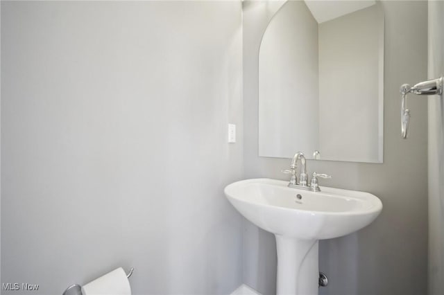 3713 Longwood Ct, Cleveland Heights, OH 44118 - photo 10