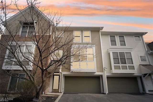 3713 Longwood Ct, Cleveland Heights, OH 44118 - photo 1