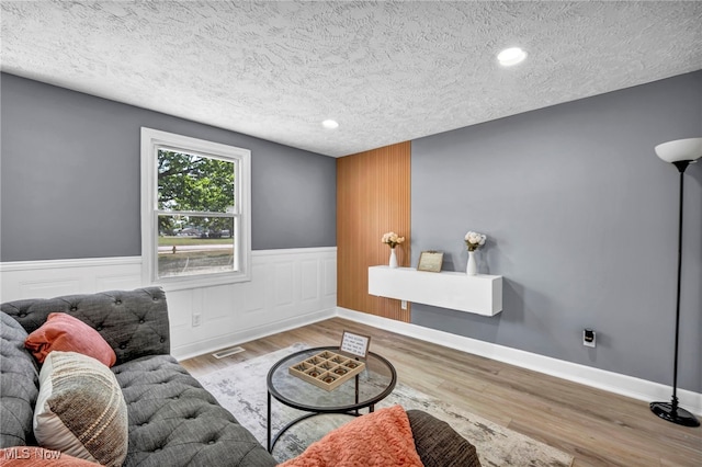 6672 Reynolds Rd, Mentor, OH 44060 - photo 5