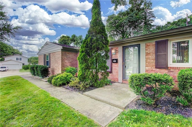 906 Lindy Lane Ave SW, North Canton, OH 44720 - photo 5