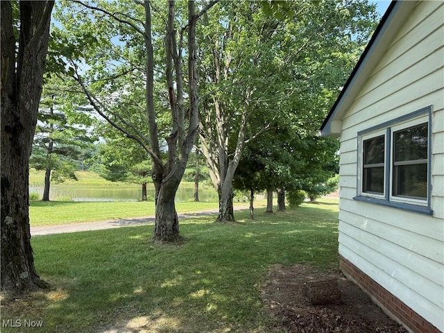 8906 Brakeman Rd, Chardon, OH 44024 - photo 4