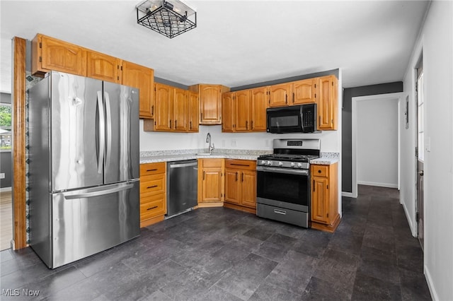 819 Baldwin Ave, Elyria, OH 44035 - photo 9