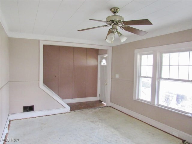4904 E 85th St, Garfield Heights, OH 44125 - photo 5