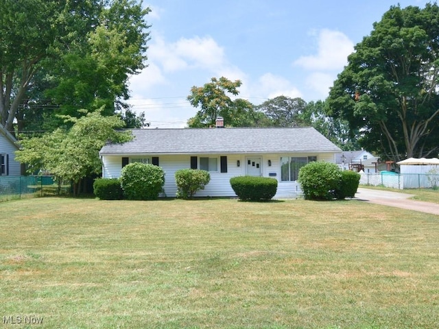 216 Larchwood Dr, Painesville, OH 44077 - photo 1