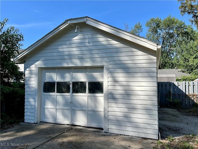 3806 Bosworth Rd, Cleveland, OH 44111 - photo 29