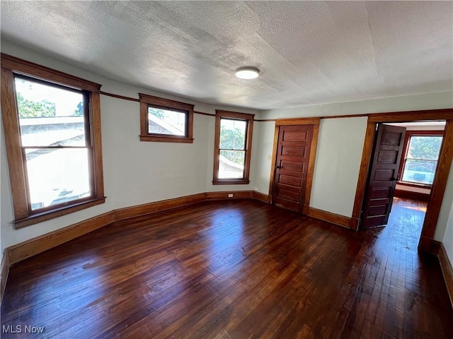 3806 Bosworth Rd, Cleveland, OH 44111 - photo 15