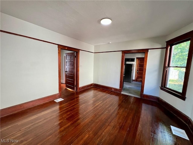 3806 Bosworth Rd, Cleveland, OH 44111 - photo 7