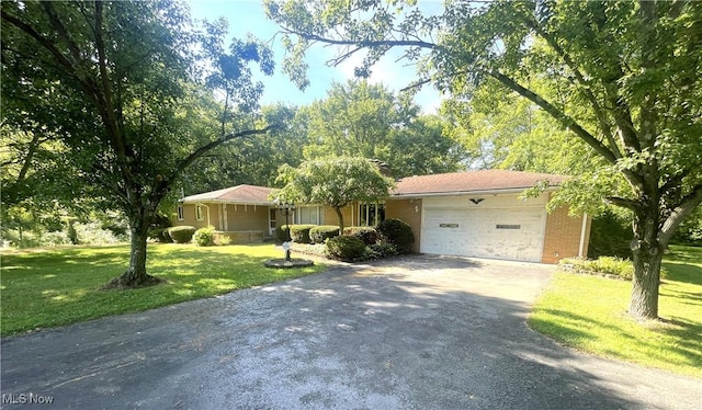 6965 Amy Boyle Rd NE, Brookfield, OH 44403 - photo 1