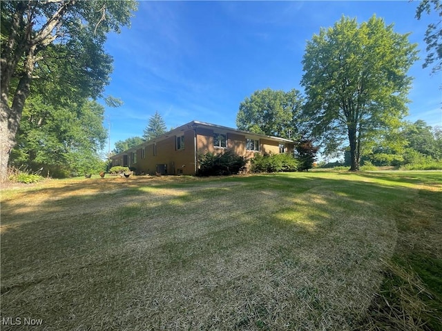 6965 Amy Boyle Rd NE, Brookfield, OH 44403 - photo 6