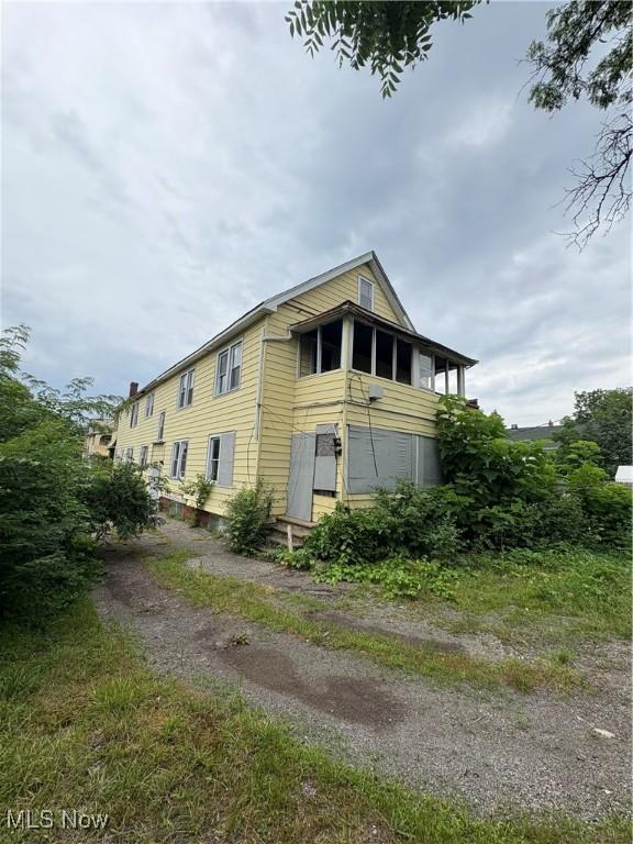 3291 E 145th St, Cleveland, OH 44120 - photo 3