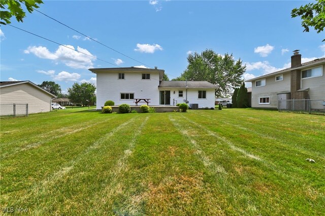 16182 Robindale Dr, Strongsville, OH 44136 - photo 38