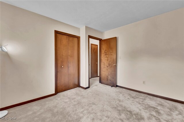 16182 Robindale Dr, Strongsville, OH 44136 - photo 18