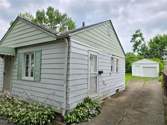 16309 Bryce Ave, Cleveland, OH 44128 - photo 4