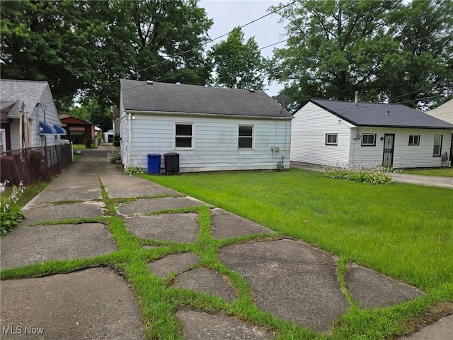 16309 Bryce Ave, Cleveland, OH 44128 - photo 7