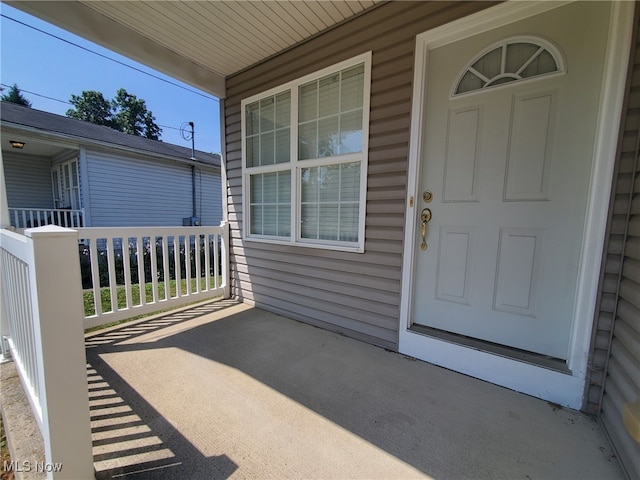 310 Waverly Ave, Wadsworth, OH 44281 - photo 2
