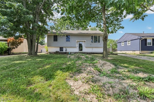 2216 Eastlawn St, Lorain, OH 44052 - photo 1
