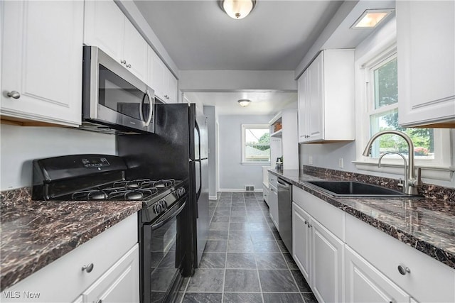 7600 Malibu Dr, Parma, OH 44130 - photo 10