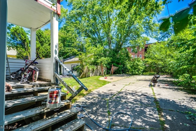 3029 E 130th St, Cleveland, OH 44120 - photo 3