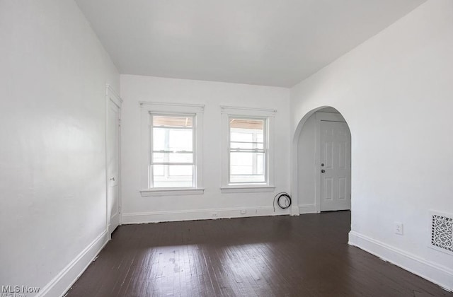 880 Stevenson Rd, Cleveland, OH 44110 - photo 17
