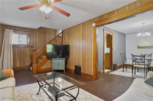 683 Sharon St, Akron, OH 44314 - photo 6