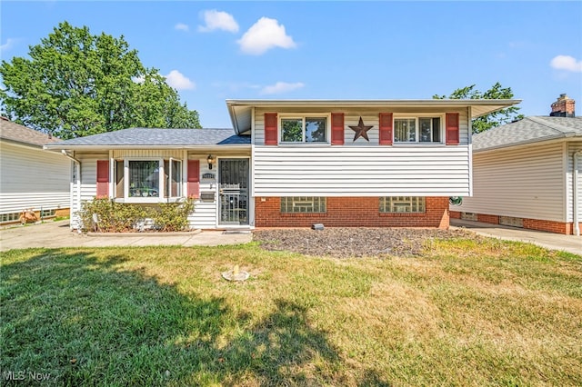 26335 Aaron Dr, Euclid, OH 44132 - photo 1