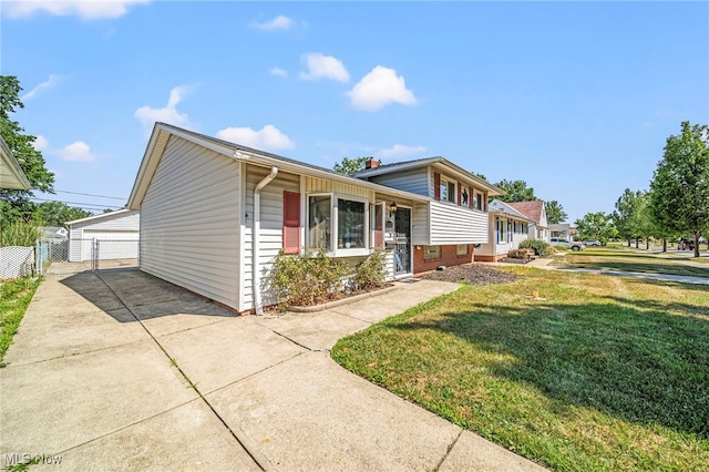 26335 Aaron Dr, Euclid, OH 44132 - photo 3