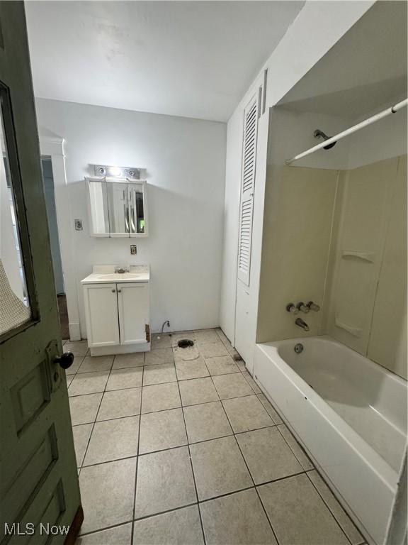 9118 Columbia Ave, Cleveland, OH 44108 - photo 11