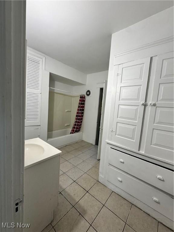 9118 Columbia Ave, Cleveland, OH 44108 - photo 13