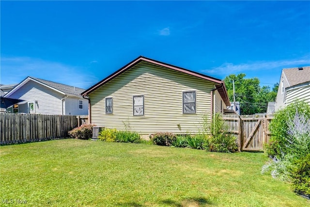 10101 Manoa Ave, Brooklyn, OH 44144 - photo 19