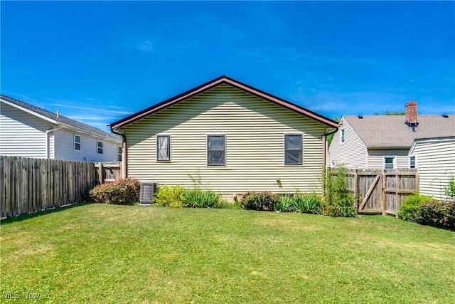 10101 Manoa Ave, Brooklyn, OH 44144 - photo 20
