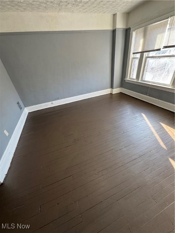 769 E 90th St, Cleveland, OH 44108 - photo 14