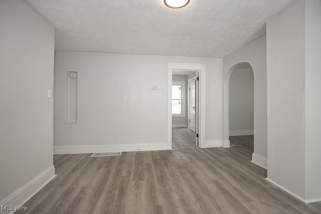 15409 Grovewood Ave, Cleveland, OH 44110 - photo 4