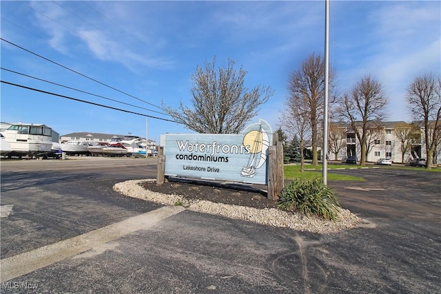 206 W Lakeshore Dr Unit C, Port Clinton, OH 43452 - photo 2
