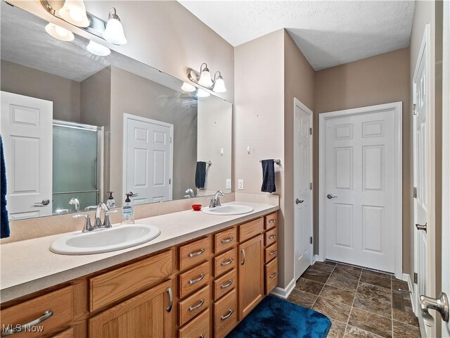 3831 Heron Dr, Lorain, OH 44053 - photo 14
