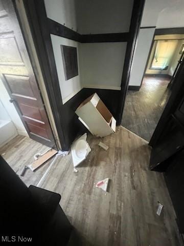 10527 Earle Ave, Cleveland, OH 44108 - photo 2