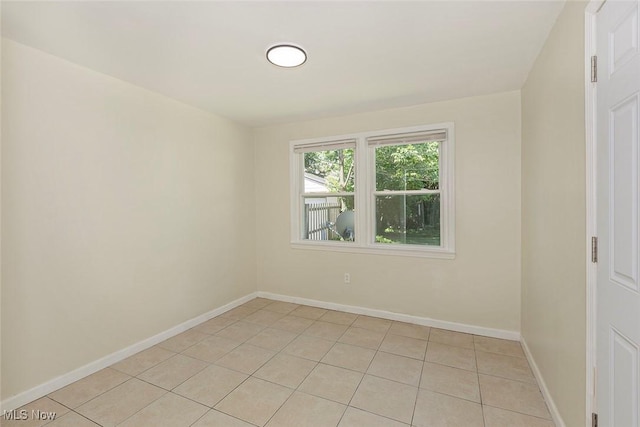 2400 Saybrook Rd, University Heights, OH 44118 - photo 7
