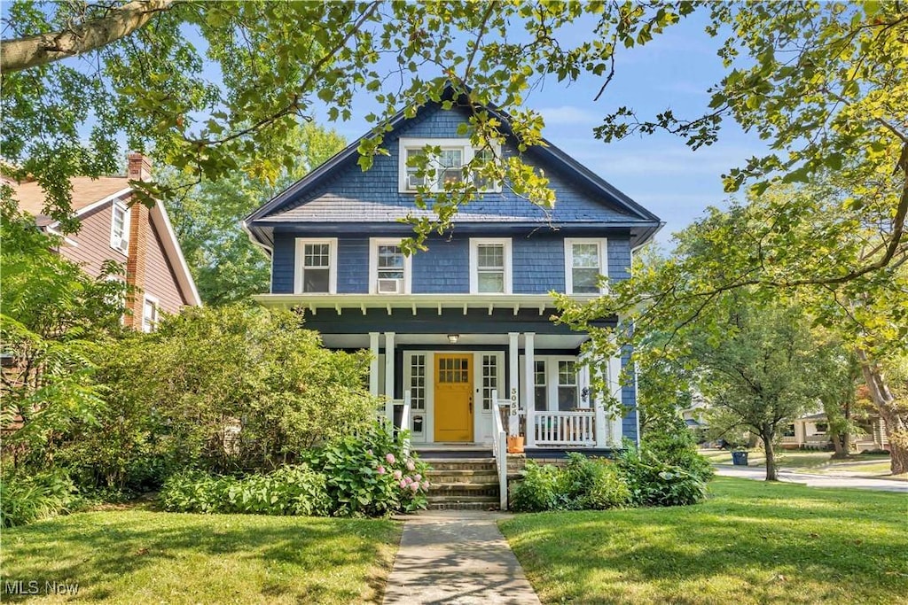 3055 Meadowbrook Blvd, Cleveland Heights, OH 44118 - photo 1